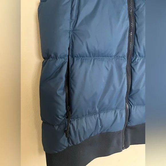 Oiselle Navy Blue Quilted Vest - Picture 5 of 5